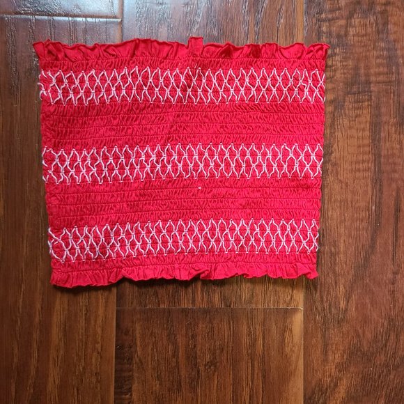 Free with purchase Garage The Smocked Tube Top! XS - Picture 4 of 5